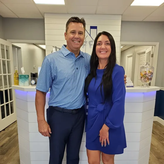 Lorie & Kert Rhodes, Kleer Title